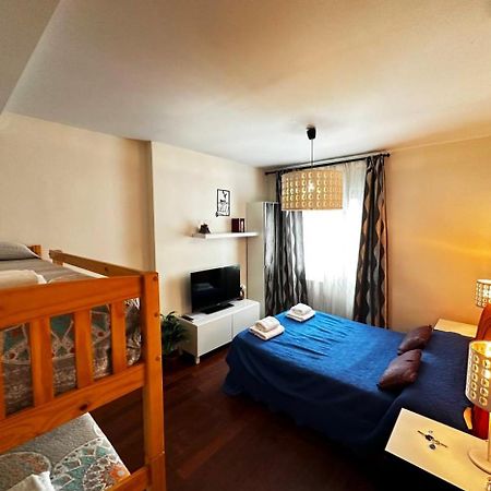 Rooms Arago Барселона Экстерьер фото