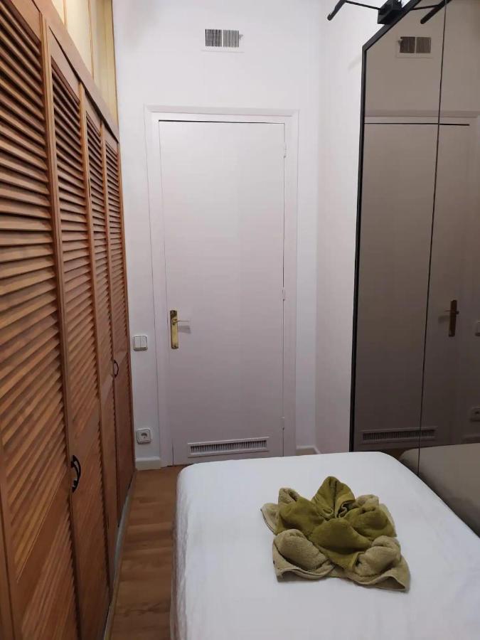 Rooms Arago Барселона Экстерьер фото