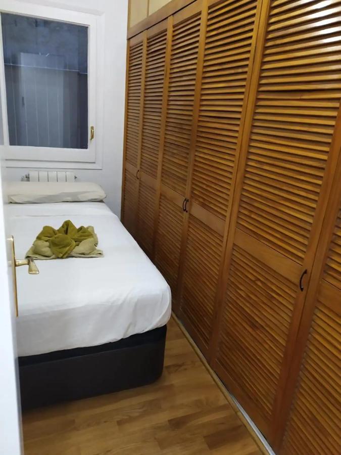 Rooms Arago Барселона Экстерьер фото