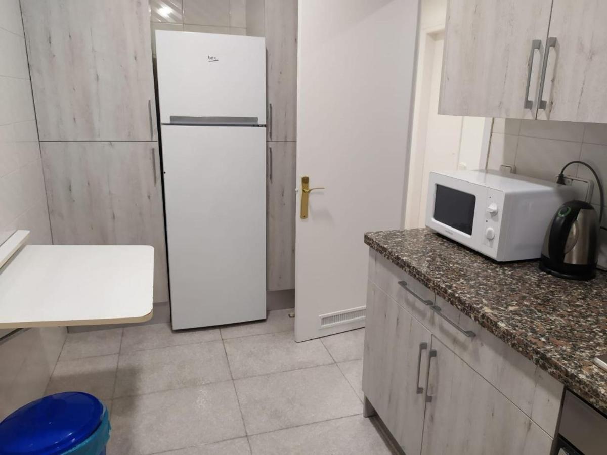 Rooms Arago Барселона Экстерьер фото