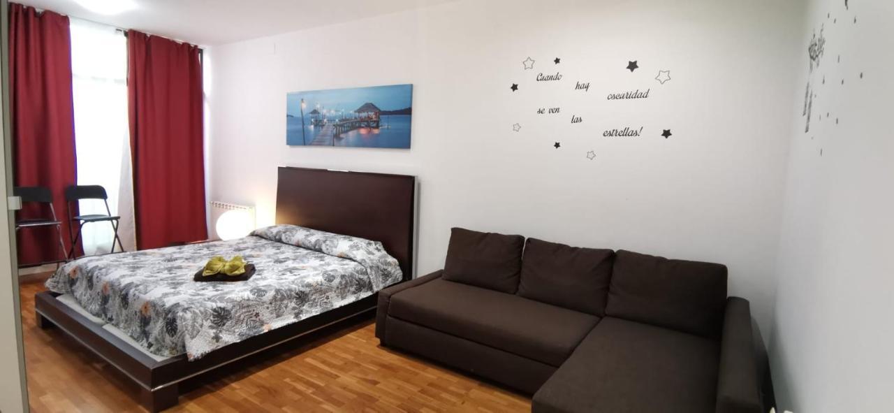Rooms Arago Барселона Экстерьер фото