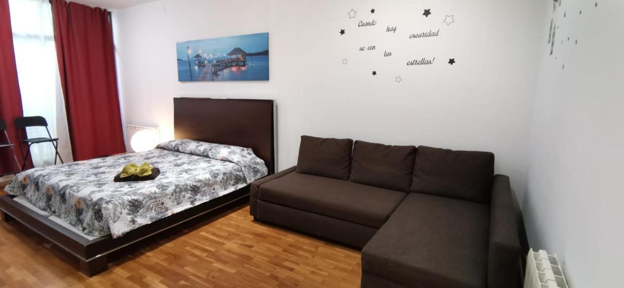 Rooms Arago Барселона Экстерьер фото