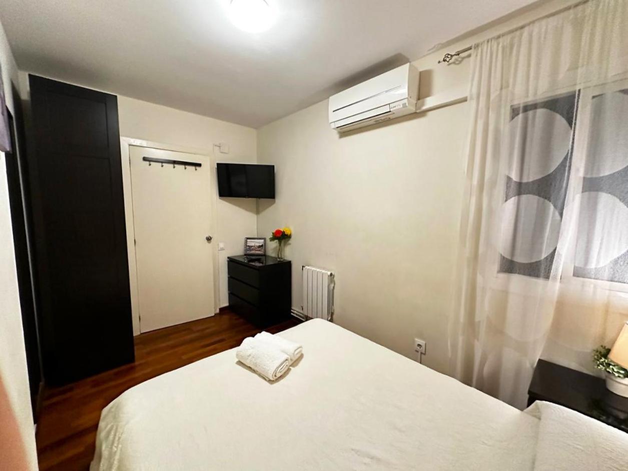 Rooms Arago Барселона Экстерьер фото