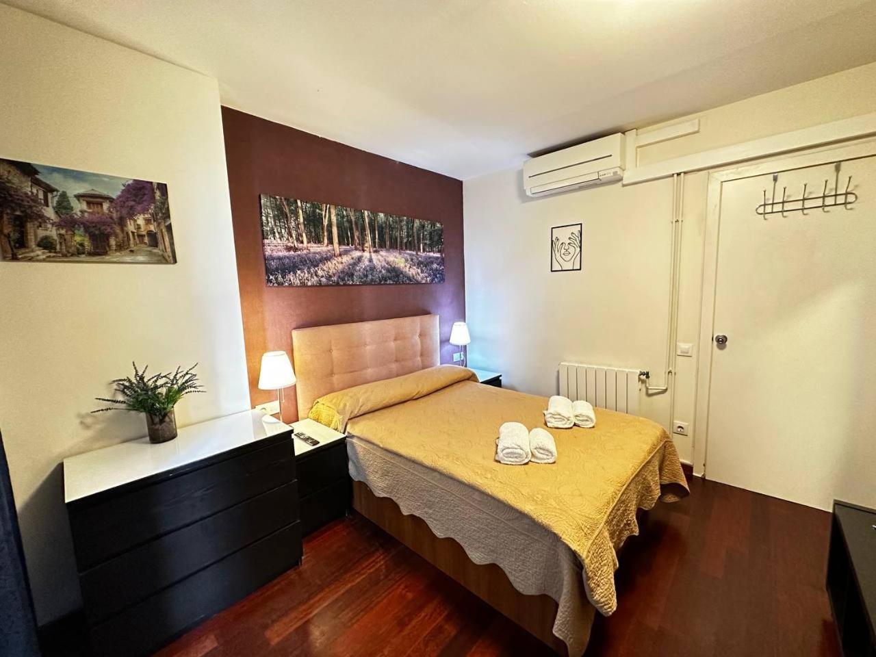 Rooms Arago Барселона Экстерьер фото